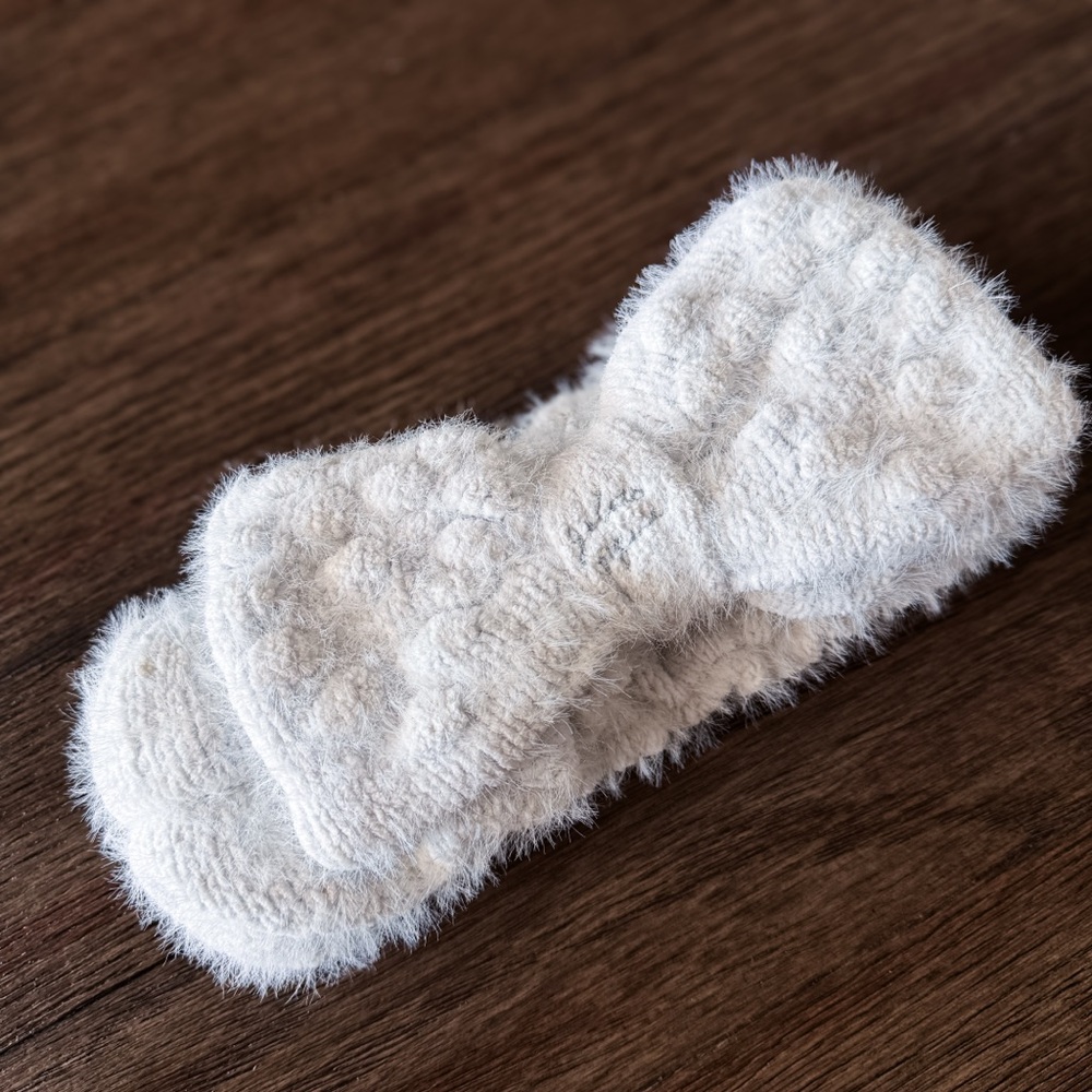 Gelato Pique Skincare Headband Fuzzy Super Soft White NYC